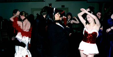 dancingt.jpg (21676 bytes)