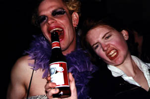 wazzup5t.jpg (18618 bytes)