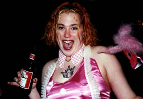 wazzup4t.jpg (19360 bytes)